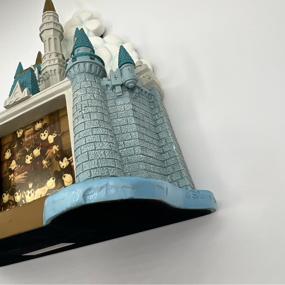 Walt Disney World Cinderella Castle Picture Frame - Picture 6 of 17